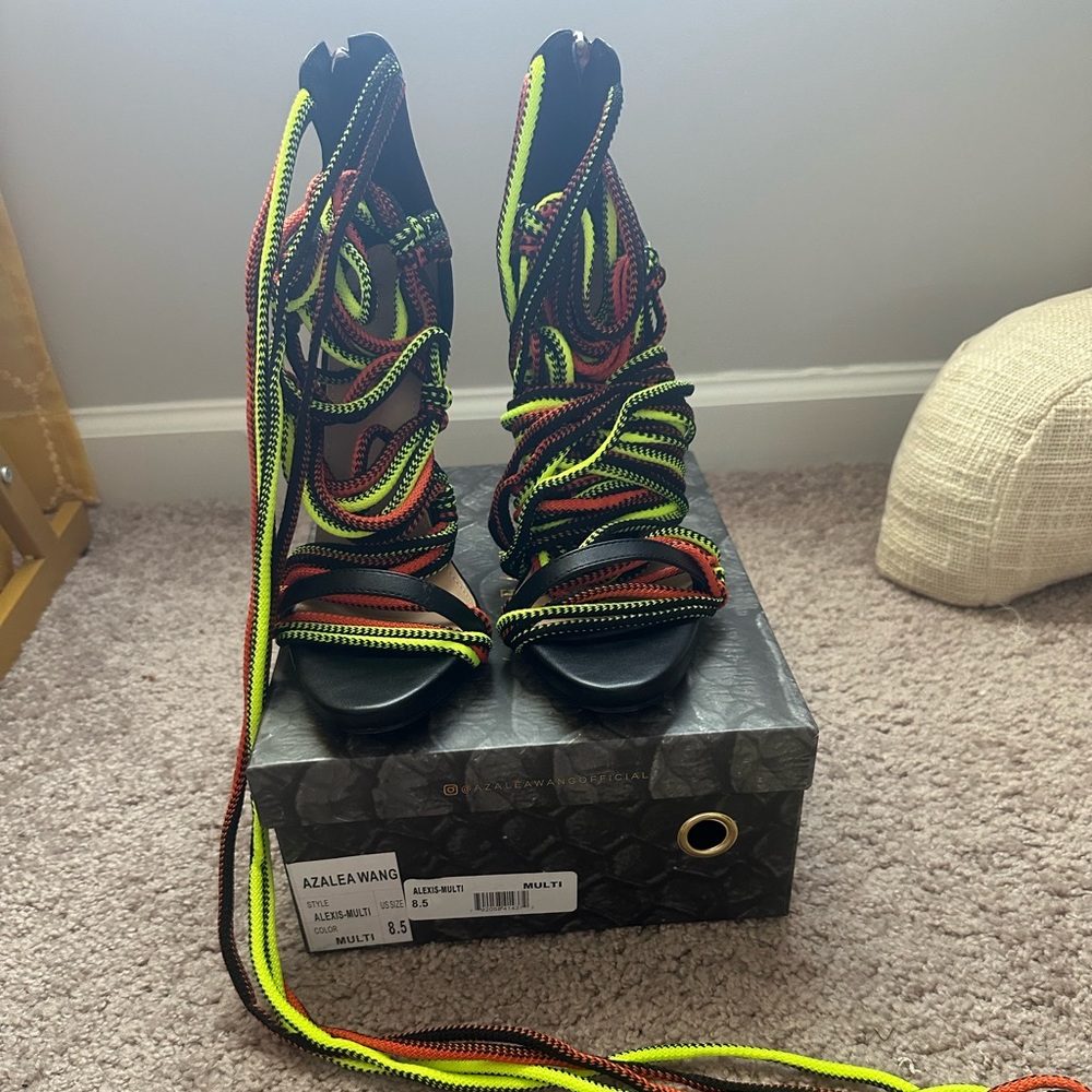 Azalea Wang size 38.5 multi colored shoes Brand New in Box